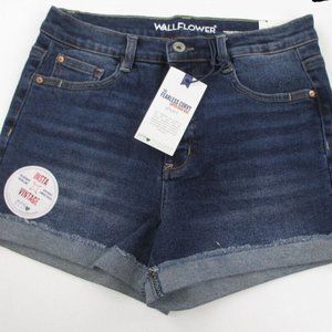 WallFlower Women's Super High Rise Fearless Curvy Denim Shorts, Size 3